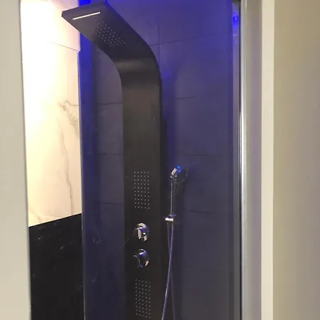 Apartament District 01-luxury Urban Lofts