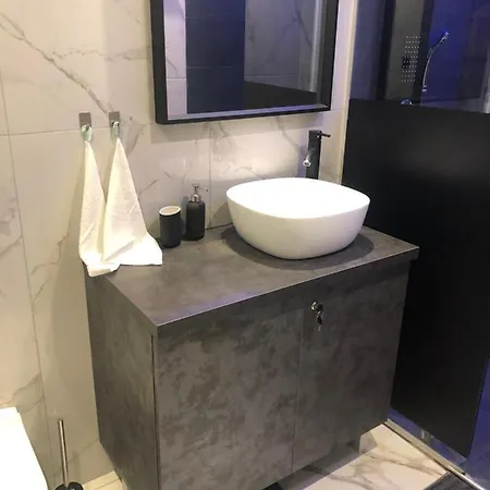 District 01-luxury Urban Lofts Apartment Thessaloniki